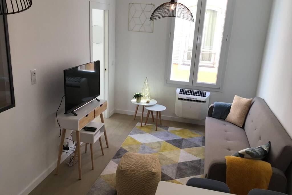 Appartement 2 Chambres Refait A Neuf, Climatise, A 2 Min De La Mer Ницца Экстерьер фото